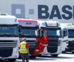 BASF zieht sich nach Vorwürfen aus Uiguren-Region Xinjiang zurück