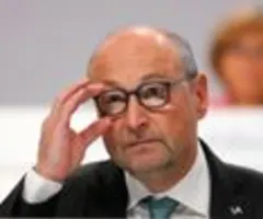 Immobilienkonzern Vonovia baut um - Stabwechsel an der Spitze