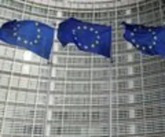 Insider: EU prüft flexible Preisobergrenze für russisches Öl
