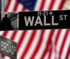 Wall Street leicht fester - Warten auf Microsoft-Zahlen