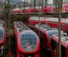 Verkehrsminister verlangt Bahn-Sanierung in drei Jahren