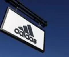 Adidas stockt nach Verkauf von Reebok Aktienrückkauf kräftig auf