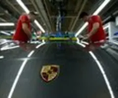 Porsche-Aktie behauptet sich in holprigem Gelände