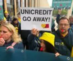 Fondsgesellschaften stützen Commerzbank im Abwehrkampf gegen UniCredit