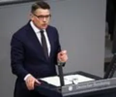 Ministerpräsident Rhein fordert neue Initiative für E-Fuel-Nutzung nach 2035