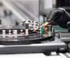 Industrie überrascht mit kräftigem Auftragsplus - "Trendwende vollzogen"