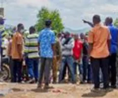 Ebola-Ausbruch im Kongo weitet sich aus - Uganda stoppt Flüge