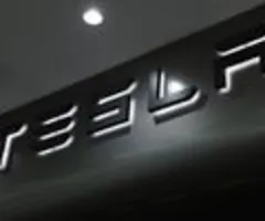 Tesla hat wieder mehr Geld in der Kasse - Umsatzplus