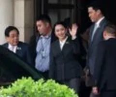 Thailands Ministerpräsidentin muss nach geleaktem Telefonat abtreten