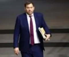 Arbeitgeber kritisieren Klingbeil-Pläne für Riester-Reform als zu unambitioniert