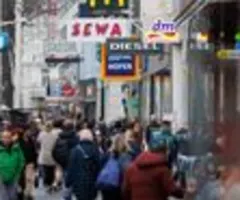 Inflation in Österreich steigt im April leicht auf 3,3 Prozent