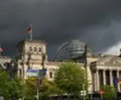 Grüne setzen Koalition bei Steuern mit Abstimmungen unter Druck