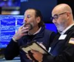 Zinshoffnungen nach US-Jobdaten geben Wall Street Auftrieb