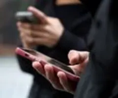 Frankreich beschließt Social-Media-Verbot für unter 15-Jährige