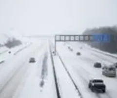 Kfz-Versicherung schreibt nach vier Jahren wieder schwarze Zahlen