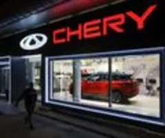Insider: Chinesen nutzen ehemalige Werke von VW und Mercedes in Russland