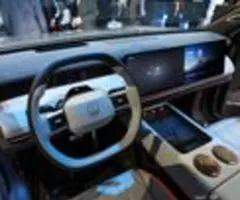 Elektroautos bringen Europas Automarkt in Schwung