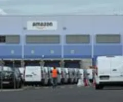 Amazon kündigt mehr Lohn für Logistik-Beschäftigte in Deutschland an