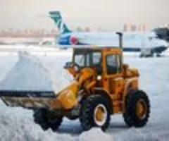 Schneesturm legt Teile des US-Flugverkehrs lahm