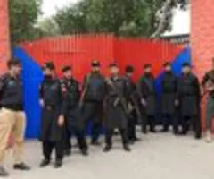 Nach Erdbeben über 200 Häftlinge aus Gefängnis in Pakistan geflohen