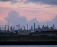 Überangebot an venezolanischem Öl bereitet US-Raffinerien Probleme