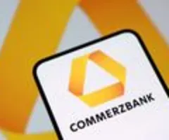 Commerzbank steckt Kosten für Stellenabbau weg - Gewinn über Erwartungen