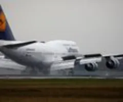 Gericht untersagt Lufthansa bestimmte CO2-Aussage in Werbung