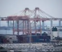 Trump erhöht Südkorea-Zölle von 15 auf 25% und wirft Seoul Vertragsbruch vor