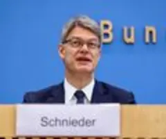 Schnieder-Konzept zur Bahn-Reform noch nicht in Regierung abgestimmt