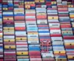 Krisen lassen Containerumschlag im Hamburger Hafen schrumpfen
