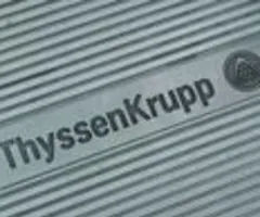 Stahlkocher protestieren gegen Thyssenkrupp-Chef