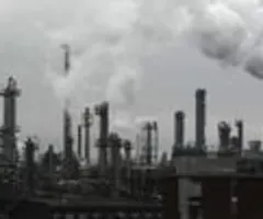 Chemieindustrie brechen Aufträge weg - VCI senkt Jahresziele