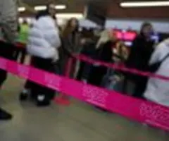 Wizz Air kürzt Flugplan wegen Energiepreisen - Aktie steigt