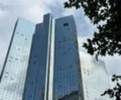 Deutsche Bank durchsucht - Verdacht um Geschäfte der Postbank