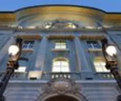 Schweizer Notenbank weist Halbjahresgewinn von 56,8 Milliarden Franken aus
