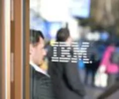 Nachholeffekte geben IBM Rückenwind - Jahresziel leicht angehoben