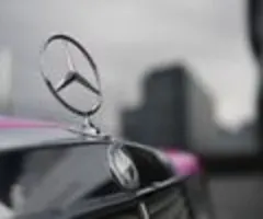 Mercedes prüft Verkauf seiner eigenen Niederlassungen