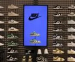 Nike stimmt auf schwieriges Quartal ein - Umsatzflaute in China und Rabatte