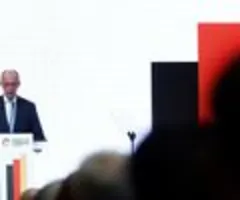 Merz nach Investorenkonferenz: Haben Zusagen von 230 Milliarden Euro bekommen