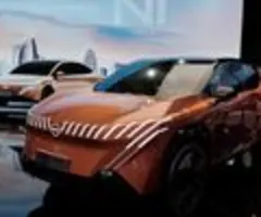 Nissan will 9000 Stellen abbauen - Jahresprognose deutlich gesenkt