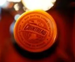 Remy Cointreau hebt Prognose an - Geringere Belastung durch US-Zölle