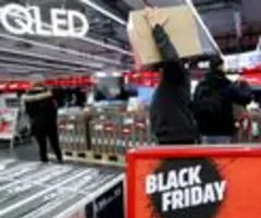 Umfrage - Deutsche nutzen "Black Friday" wegen Inflation zur Schnäppchenjagd