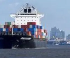 Turbulenzen im Containerverkehr bremsen Hamburger Hafen