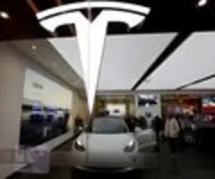 Tesla verspricht günstigere Autos - Gewinn halbiert