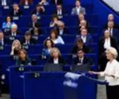 EU will mit Entwicklern über Eindämmung von KI-Risiken beraten