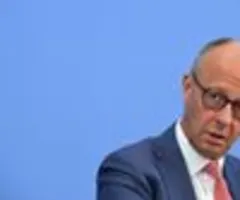 Merz nicht grundsätzlich gegen Übernahme von Commerzbank durch UniCredit