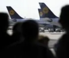 Dokument - Lufthansa baut "City Airlines" ab Jahresende auf