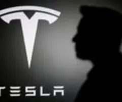 Musk bestätigt Gespräche über Fusion von Tesla und SpaceX