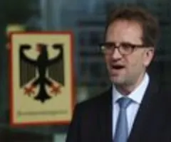 Netzagentur verlängert Mobilfunkfrequenzen unter Auflagen