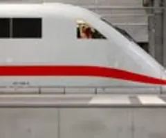 EVG-Chef greift Verkehrsminister Schnieder an: Sabotiert Fernverkehr der Bahn